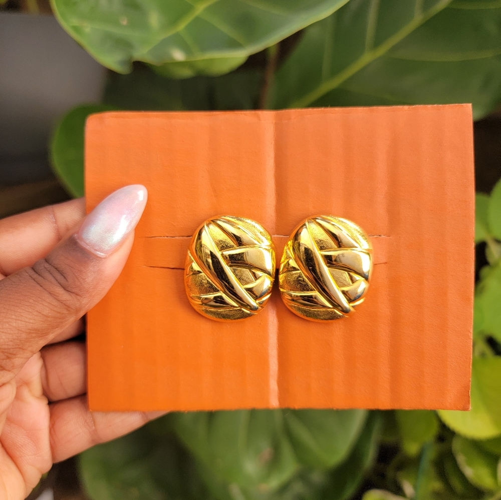 Gold Vintage Clip On Earrings